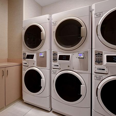 Hilton Garden Inn Fort Myers Eksteriør billede
