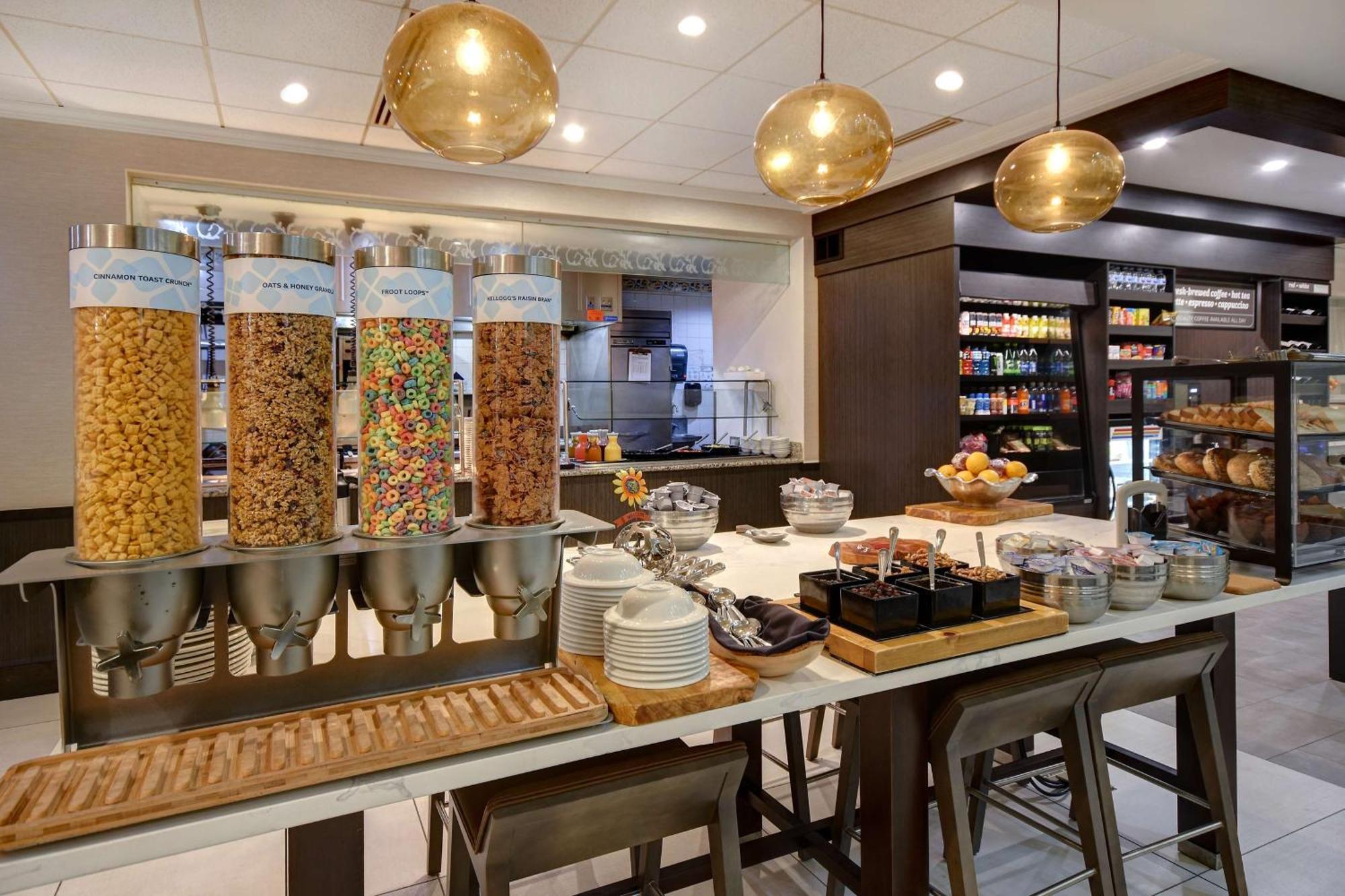 Hilton Garden Inn Fort Myers Eksteriør billede