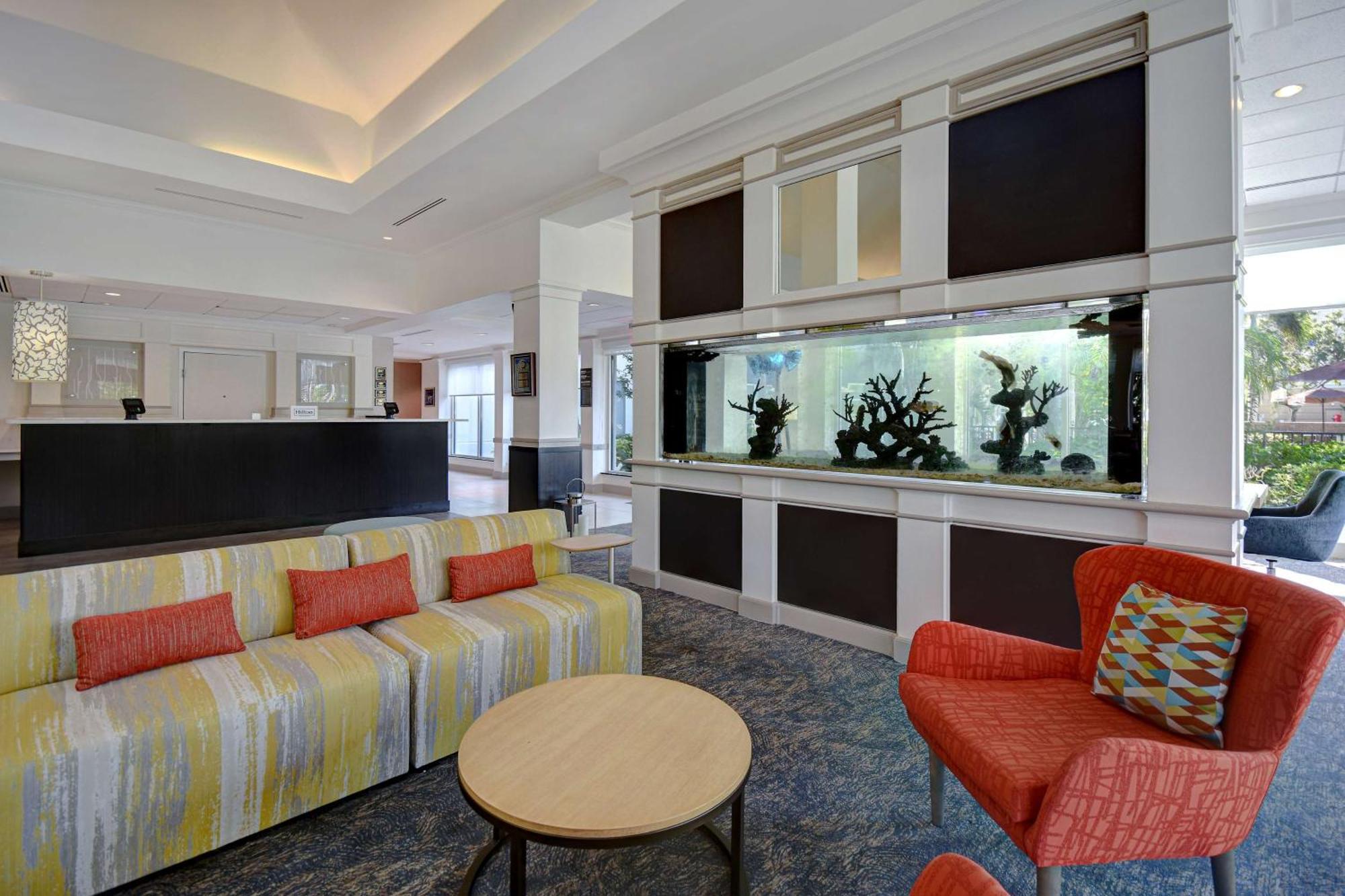 Hilton Garden Inn Fort Myers Eksteriør billede